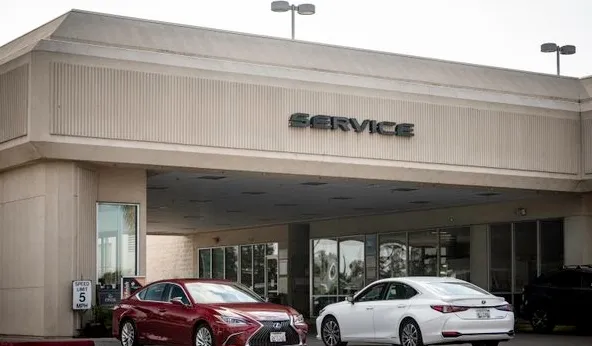 Fresno Lexus Service Department 0