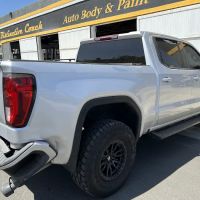 Distinctive Coach Auto Body & Paint