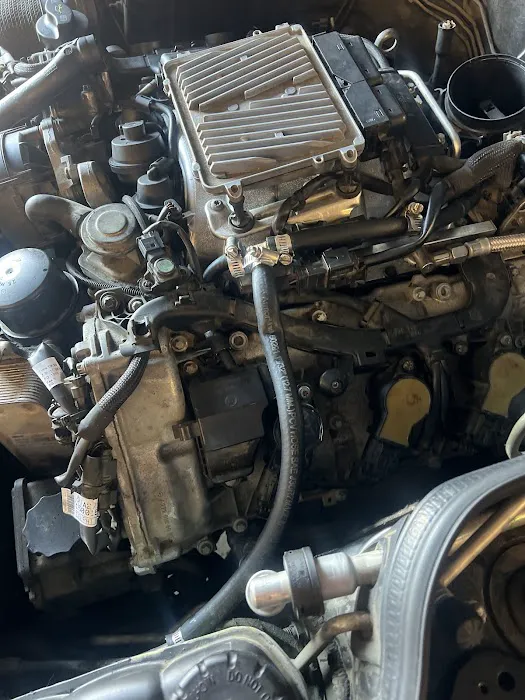 HDM Automotive LLC 7