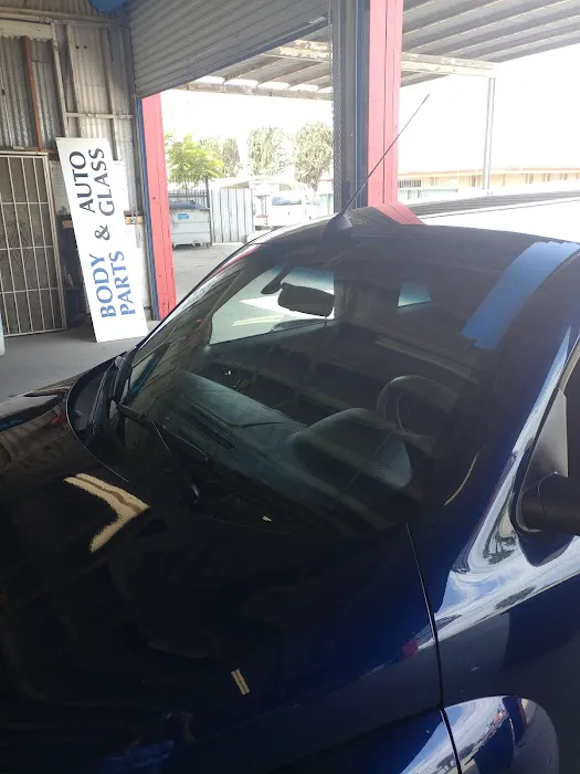 Economy Body Parts & Auto Glass 5
