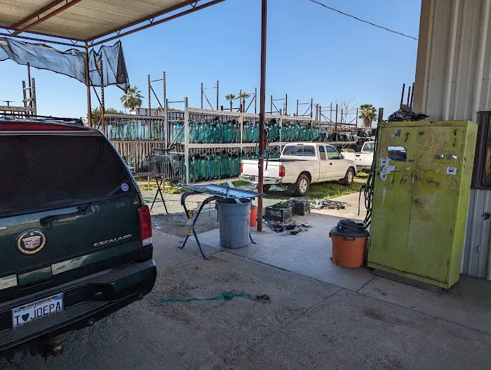 Discount Auto Glass 3