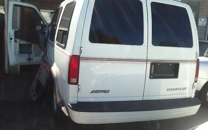 Ronkonkoma Automotive Inc 5