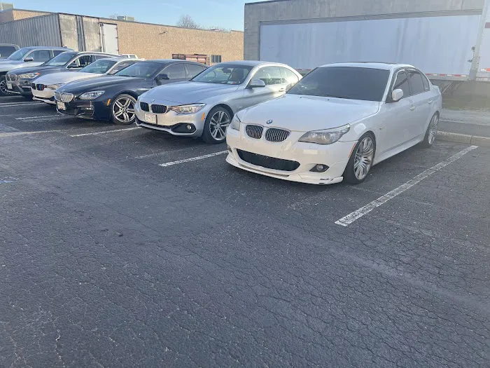 BMW SHACK 7