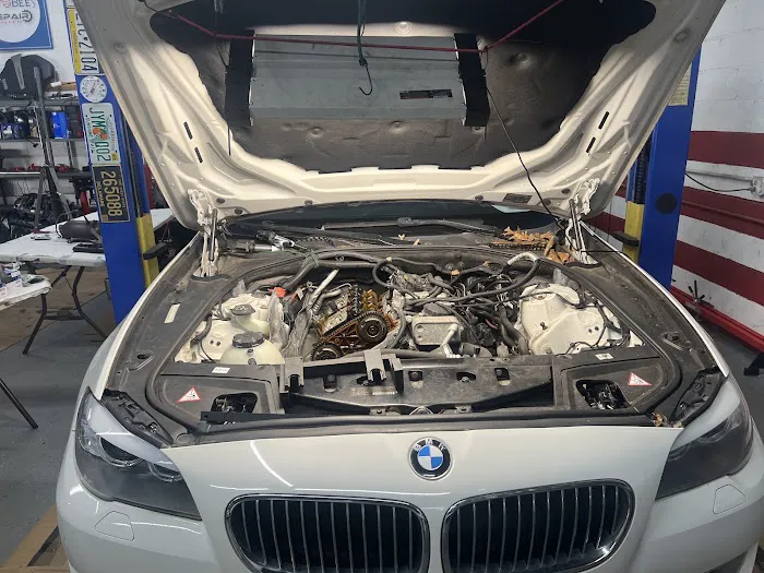 BMW SHACK 4