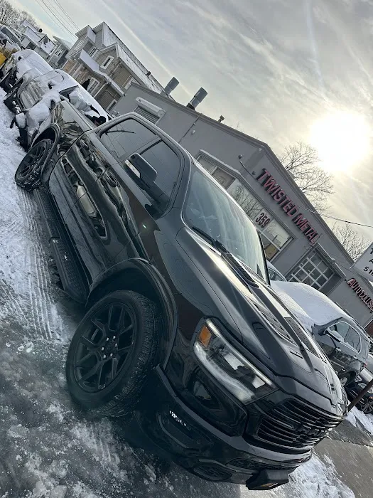 Twisted Metal Auto Collision 8