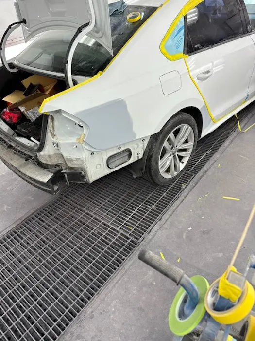 Twisted Metal Auto Collision 0