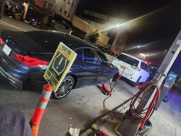 BROOKLYN TIRE SHOP. FLAT FIX. ROAD SERVICE . OPEN LATE 11:45PM 0