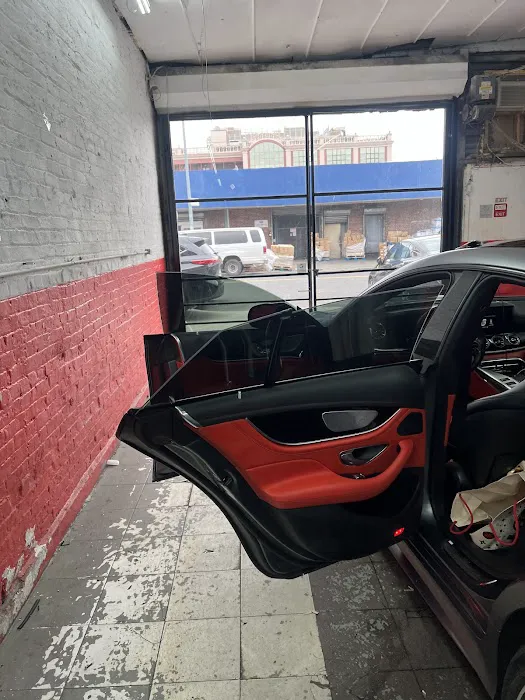 Alex Window Tinting And AutoGlass 6