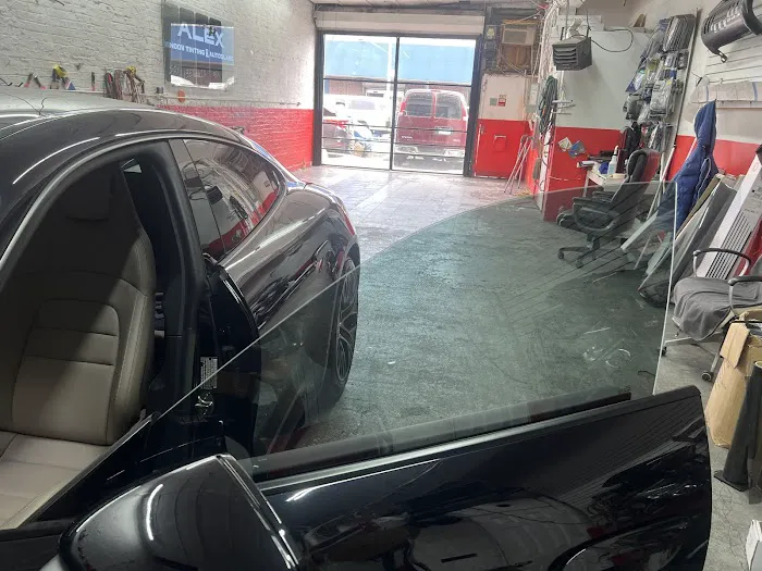 Alex Window Tinting And AutoGlass 2
