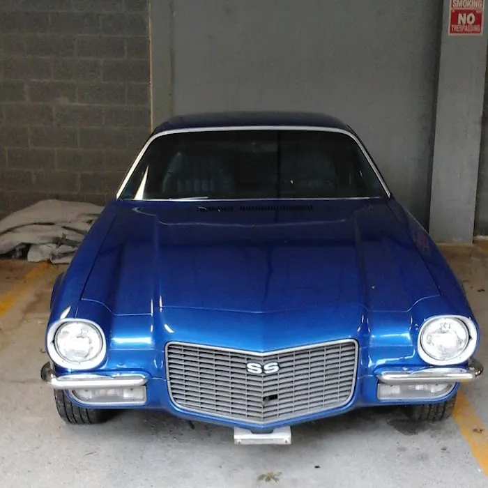 John's Main Auto Body 1