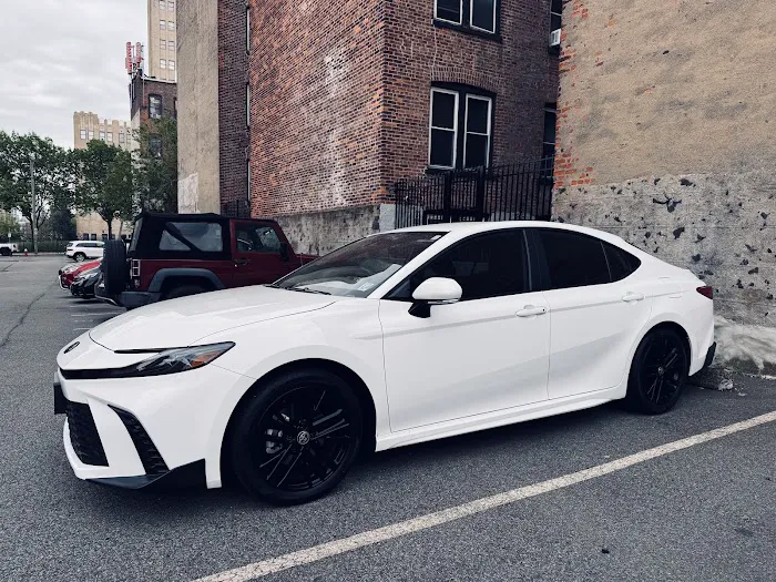 LQ Window Tinting 8