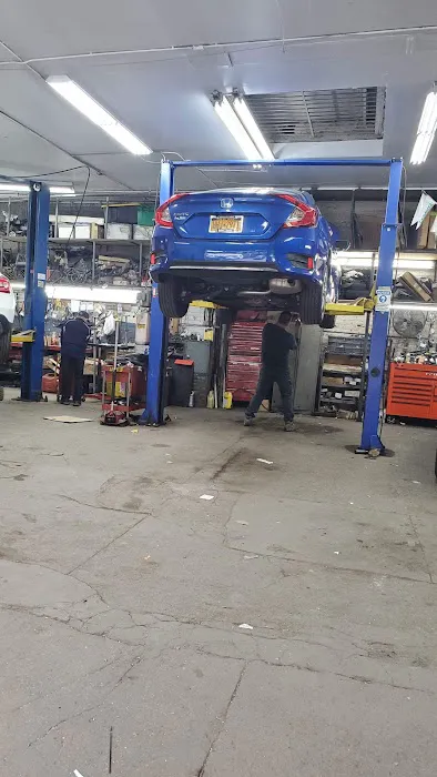 My Way Auto Repair & Glass 1