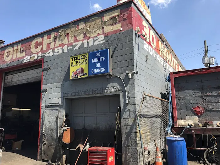 30 Minute Oil Change LLC 0