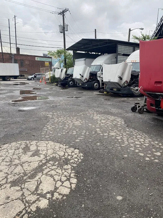 30 Minute Oil Change LLC 7