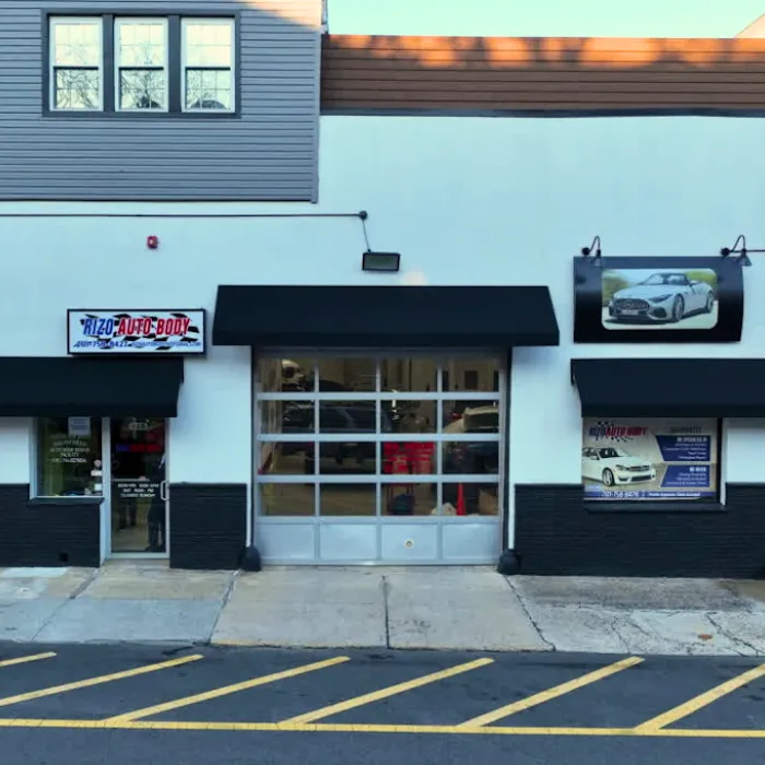 Rizo Auto Body LLC 9