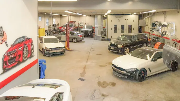 Rizo Auto Body LLC 8