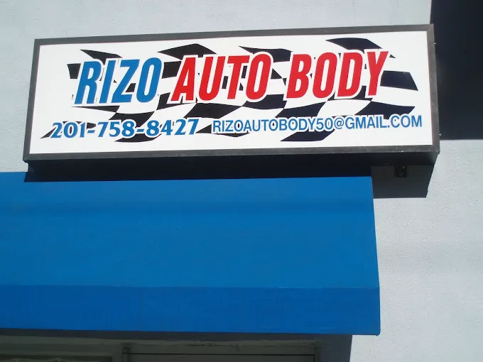 Rizo Auto Body LLC 5