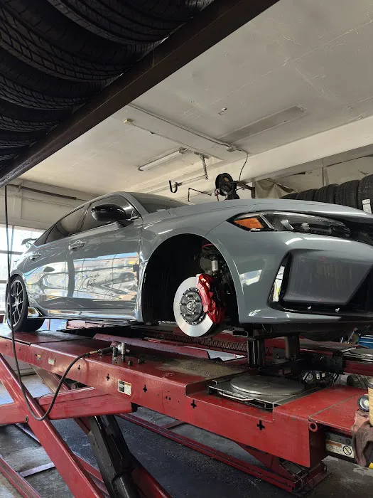 Len's Auto & Tire 6