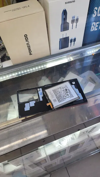 Flatbush phone repairing shop 4