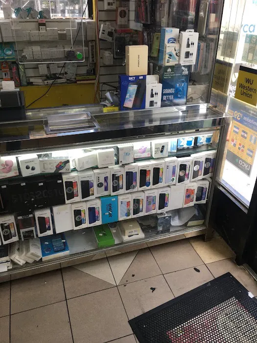 Flatbush phone repairing shop 5