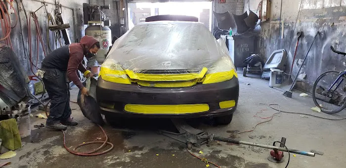 Ecua Body Shop 4