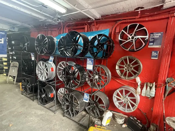 El Terrible Tire Shop 🔥 5