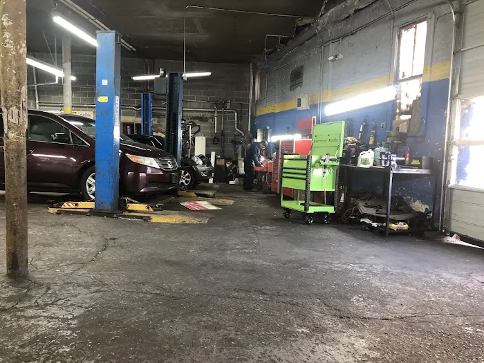 Corner Fix Automotive 0