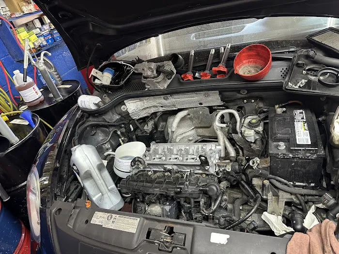 Scarsdale Auto Repair INC. 4