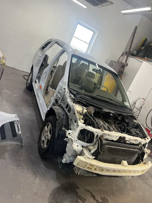 Caldarola Auto Body & Collision 1