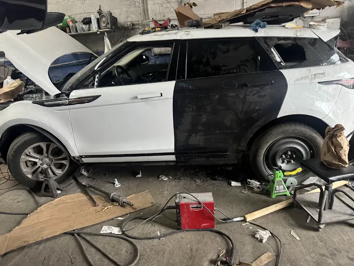 Dream Extreme Auto Body Corp 4