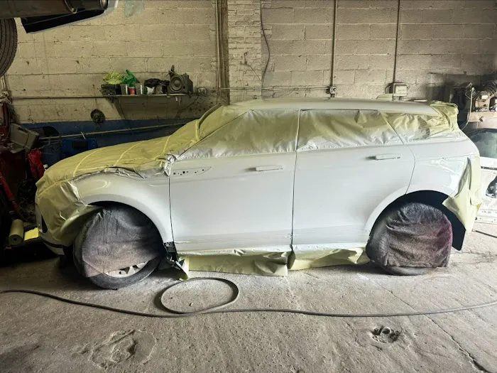 Dream Extreme Auto Body Corp 7