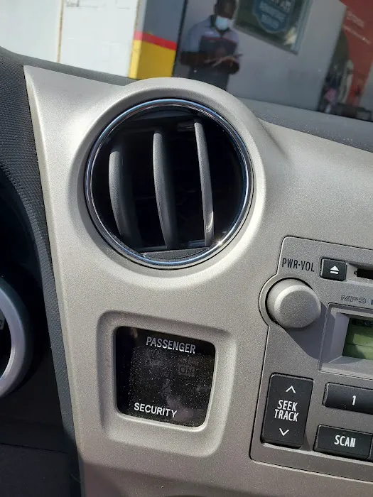New Rochelle Toyota Service and Parts 9