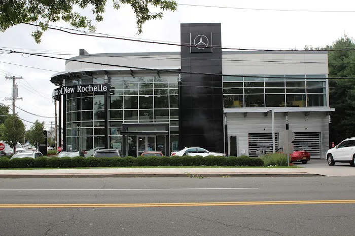 Mercedes-Benz of New Rochelle Service Department 0