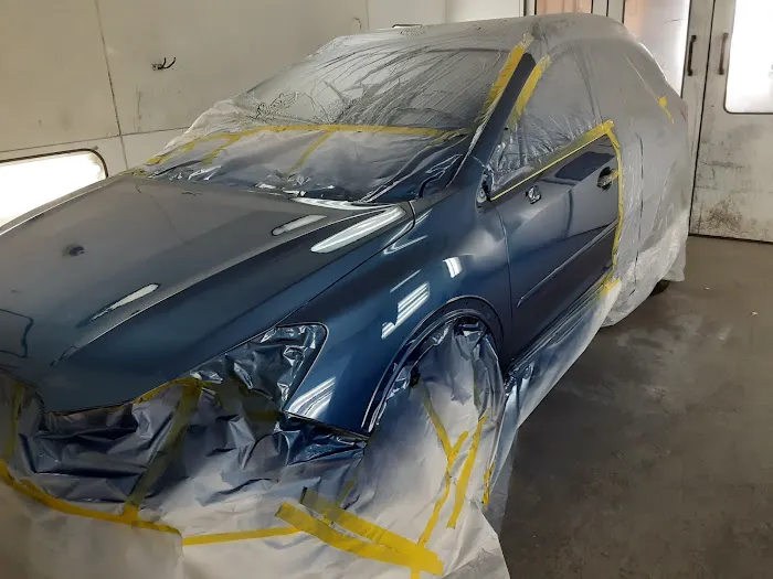 Kali's Auto Body 6