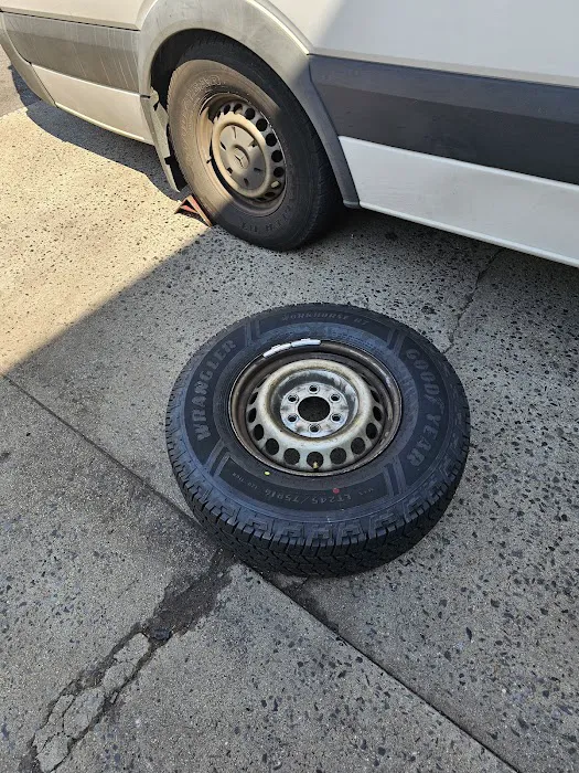 Goodyear Tire & Rubber Co 4