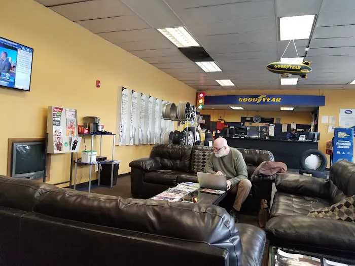 Hank May's Discount Tire & Auto Center 6