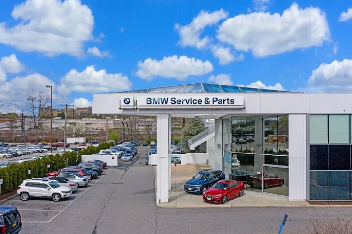 BMW of Greenwich & BMW of Mamaroneck Service and Parts 6