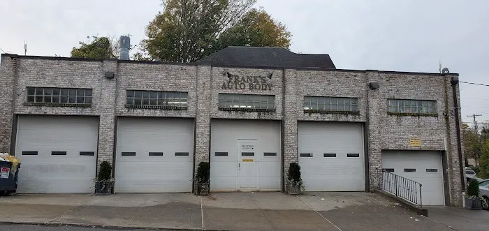 Frank's Auto Body 4