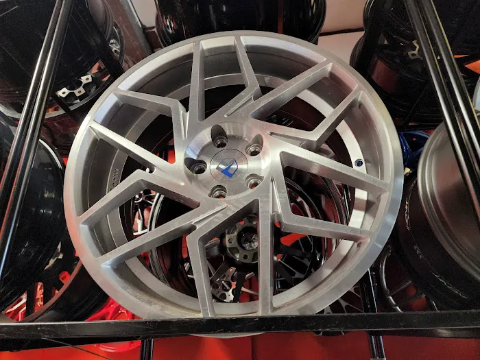 Nanos Wheels Rims and Tires 4