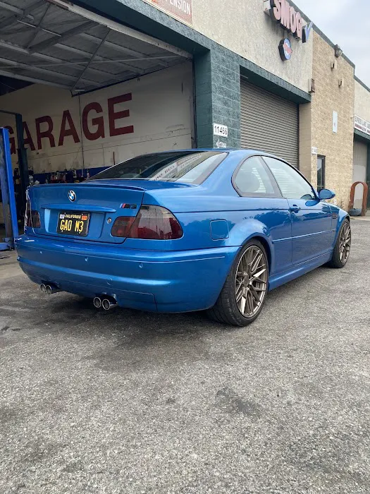 Luigi's Garage 4
