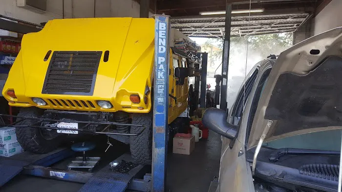Luigi's Garage 5