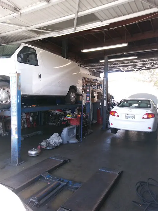 Luigi's Garage 0