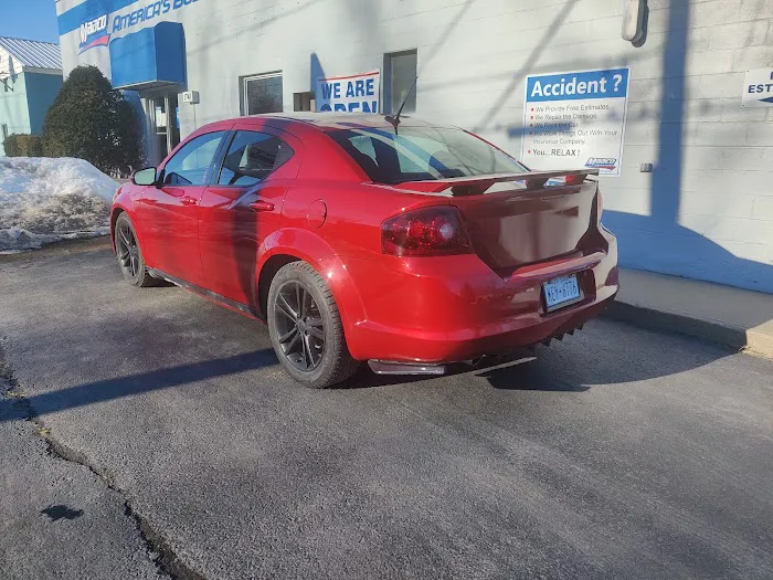 Maaco Auto Body Shop & Painting 7