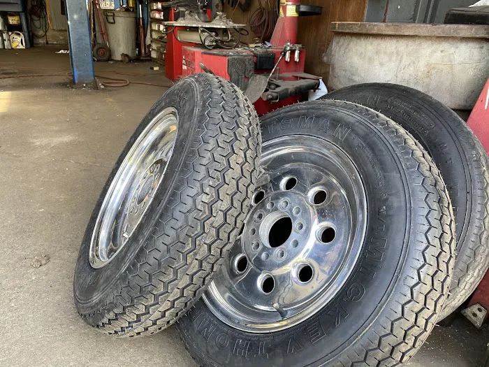 Family Auto Repair 3