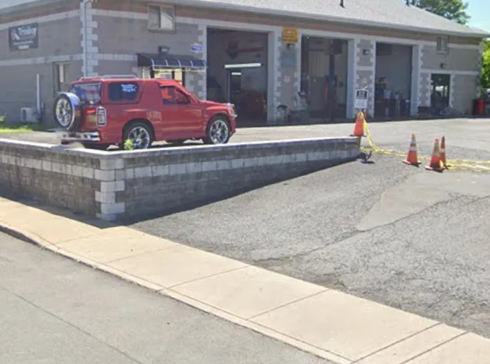Triniboy Auto Repair LLC 8