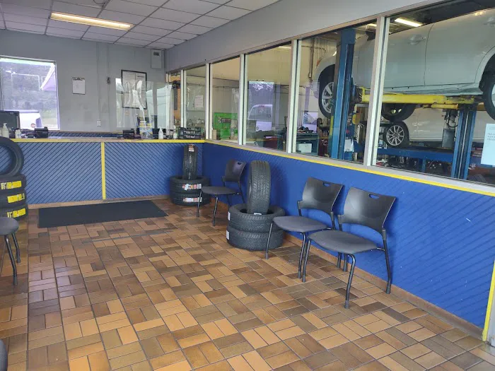 Monro Auto Service and Tire Centers 8