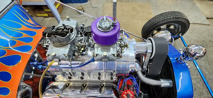 Hewitt Hotrods and Customs 0