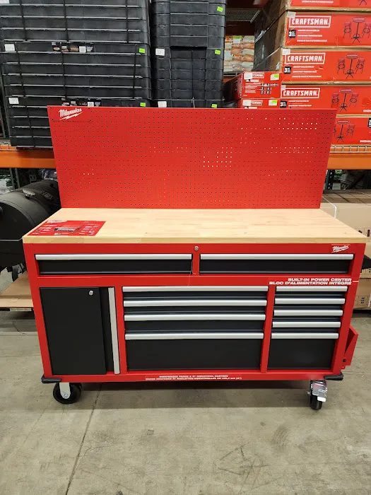 Fleet Farm Auto Service Center 3