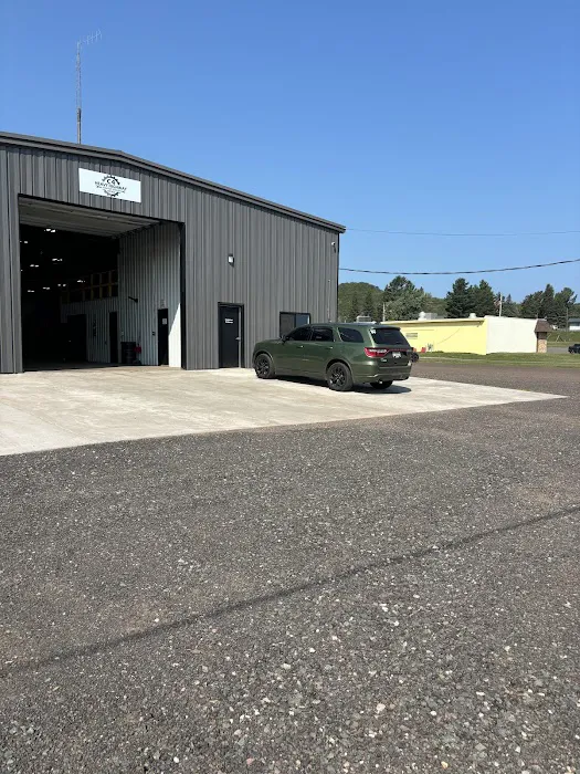 C4 Heavy Highway Tractor Trailer Repair 1