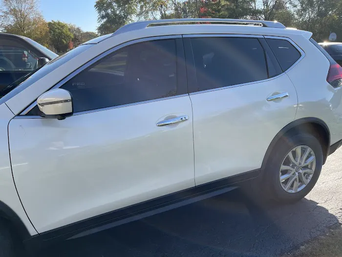 M&T window tint n vinyl wraps 6